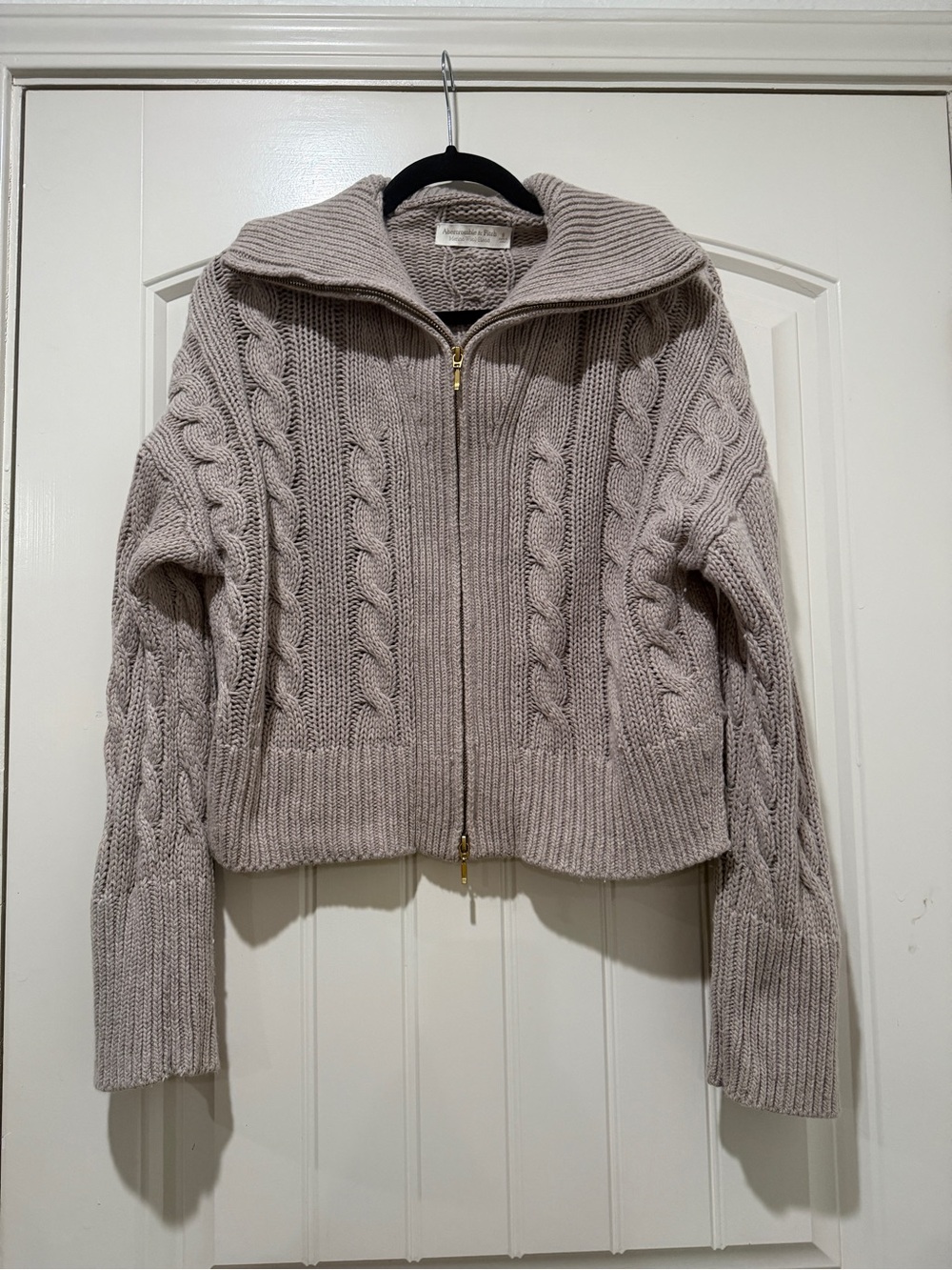 Abercrombie & Fitch Cable Zip Cardigan - Light Taupe